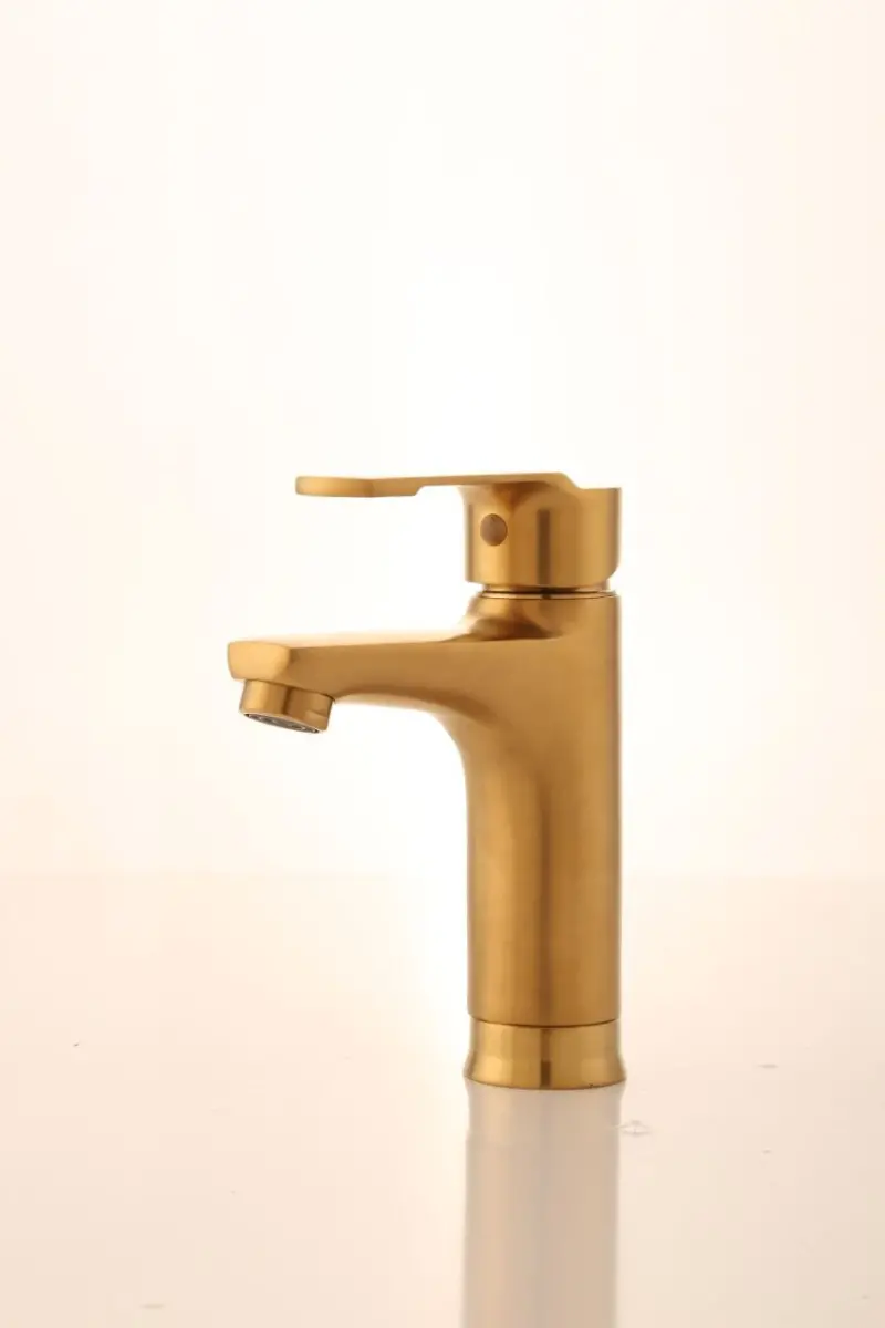 شیر روشویی آراد 
